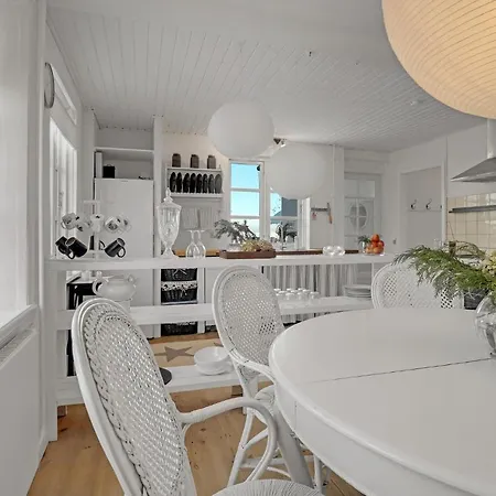 3 Bedroom Awesome In Ostermarie
