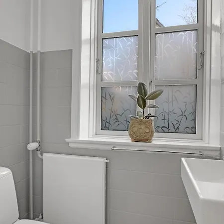 3 Bedroom Awesome In * Ostermarie